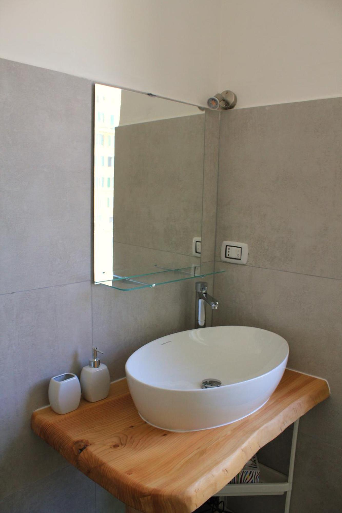 Epirhome, Tra Colosseo E Porta Santa Apartamento